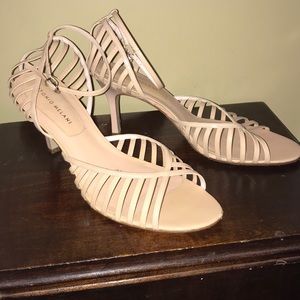 Antonio Melani heels
